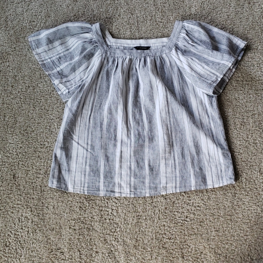 Banana Republic white and black stripe blouse.